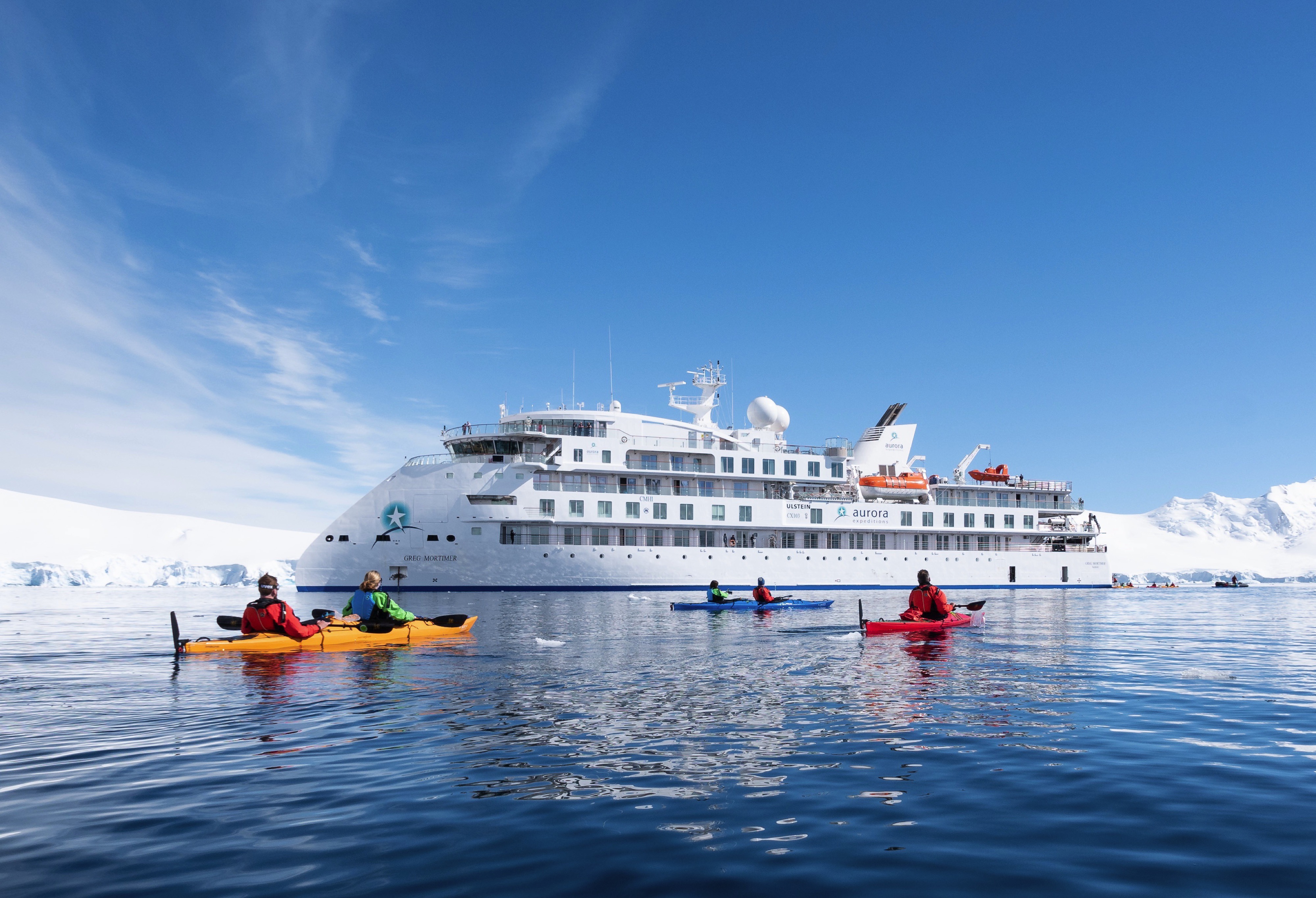 AE Expeditions, Kayaking, GM, Port Lockroy; Al Bakker.jpg